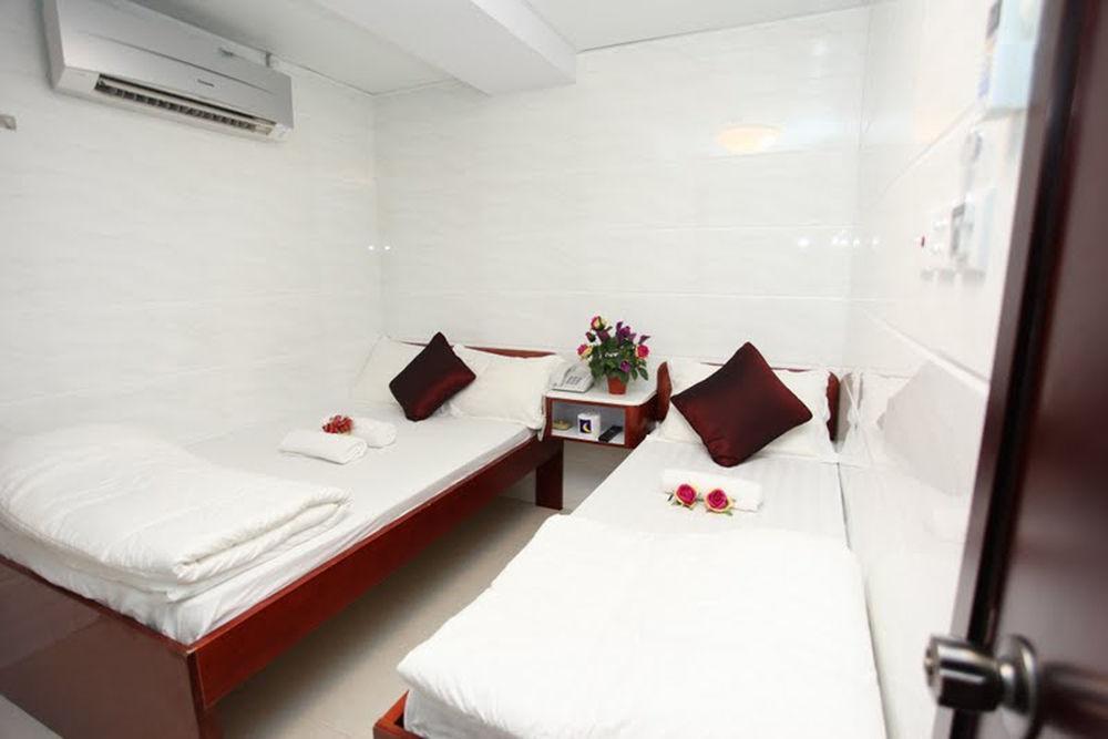 Reliance Inn Hong Kong Exterior photo